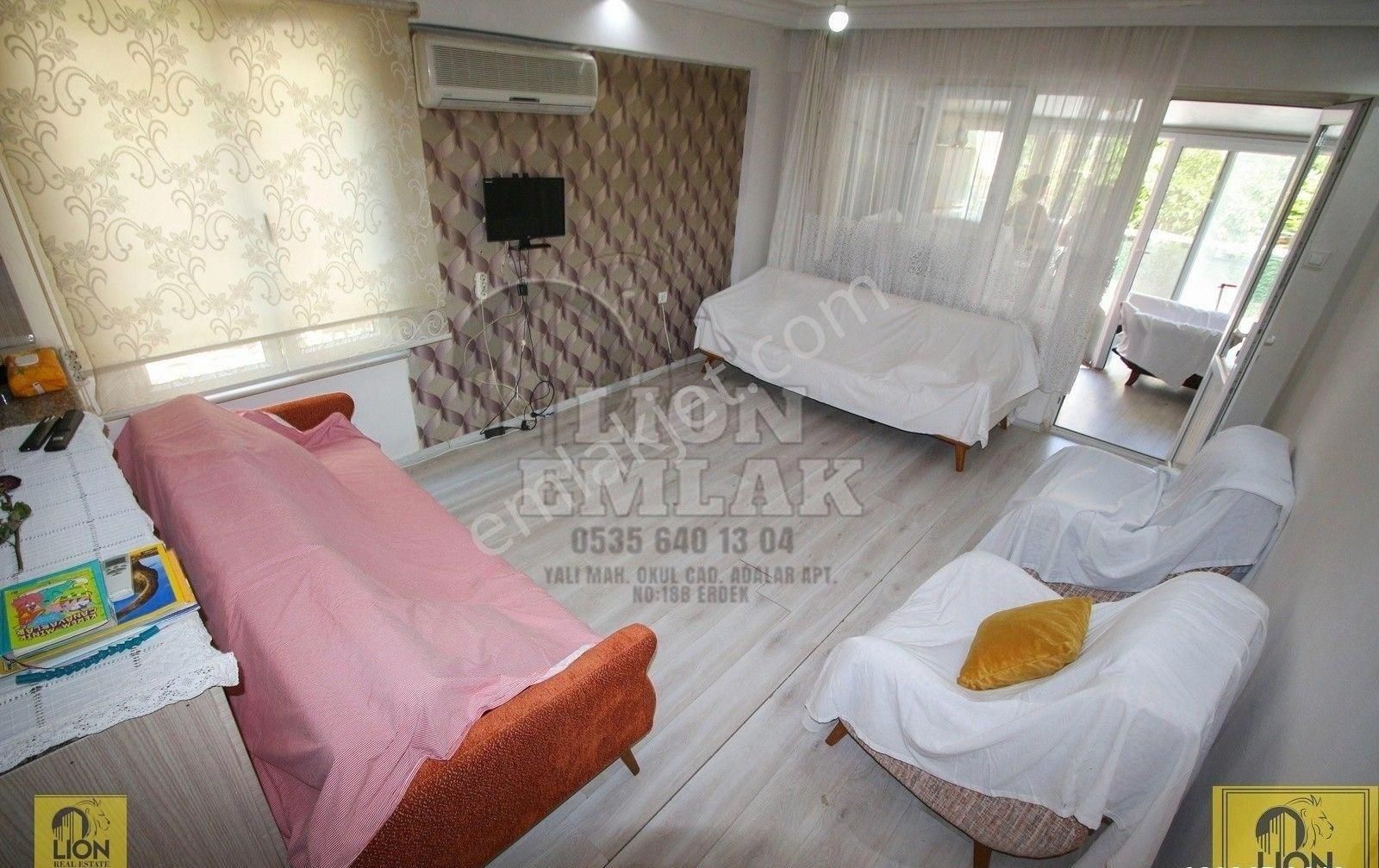 Erdek Halitpaşa Mahallesi Cadde Üzerinde 2+1 110m² Satılık Daire