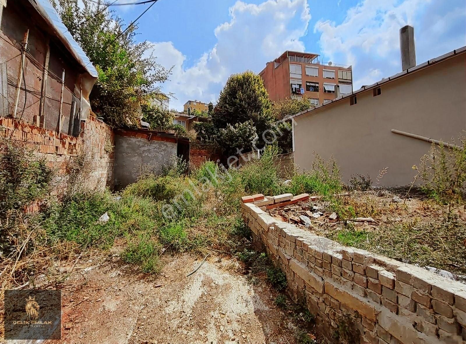 Beykoz Yalıköy De Kiralık 273 M2 Müştemil Depo Alanı Arsa
