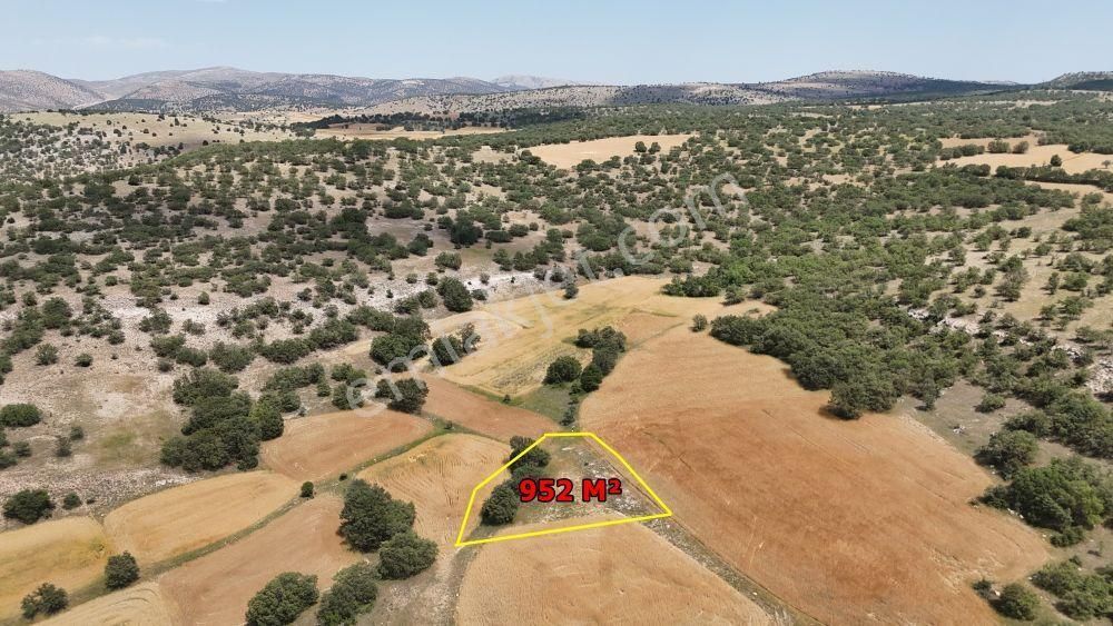 Meram Kilistra Da 952 M2 Müstakil Tapulu Tarla