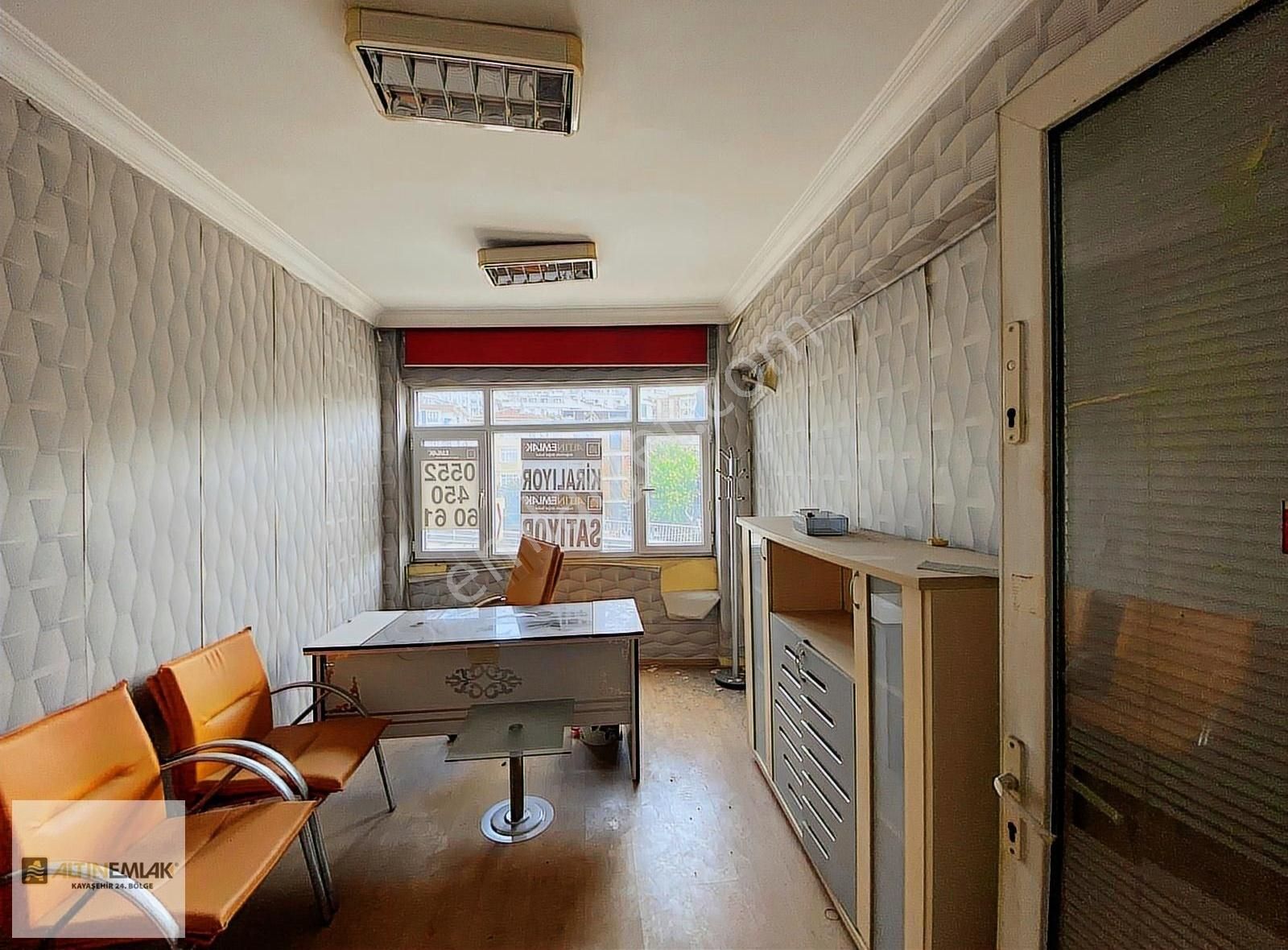 Küçük Çekmece Marmaray A Yakın Yağcıoğlu Han Da Kiralık Büro