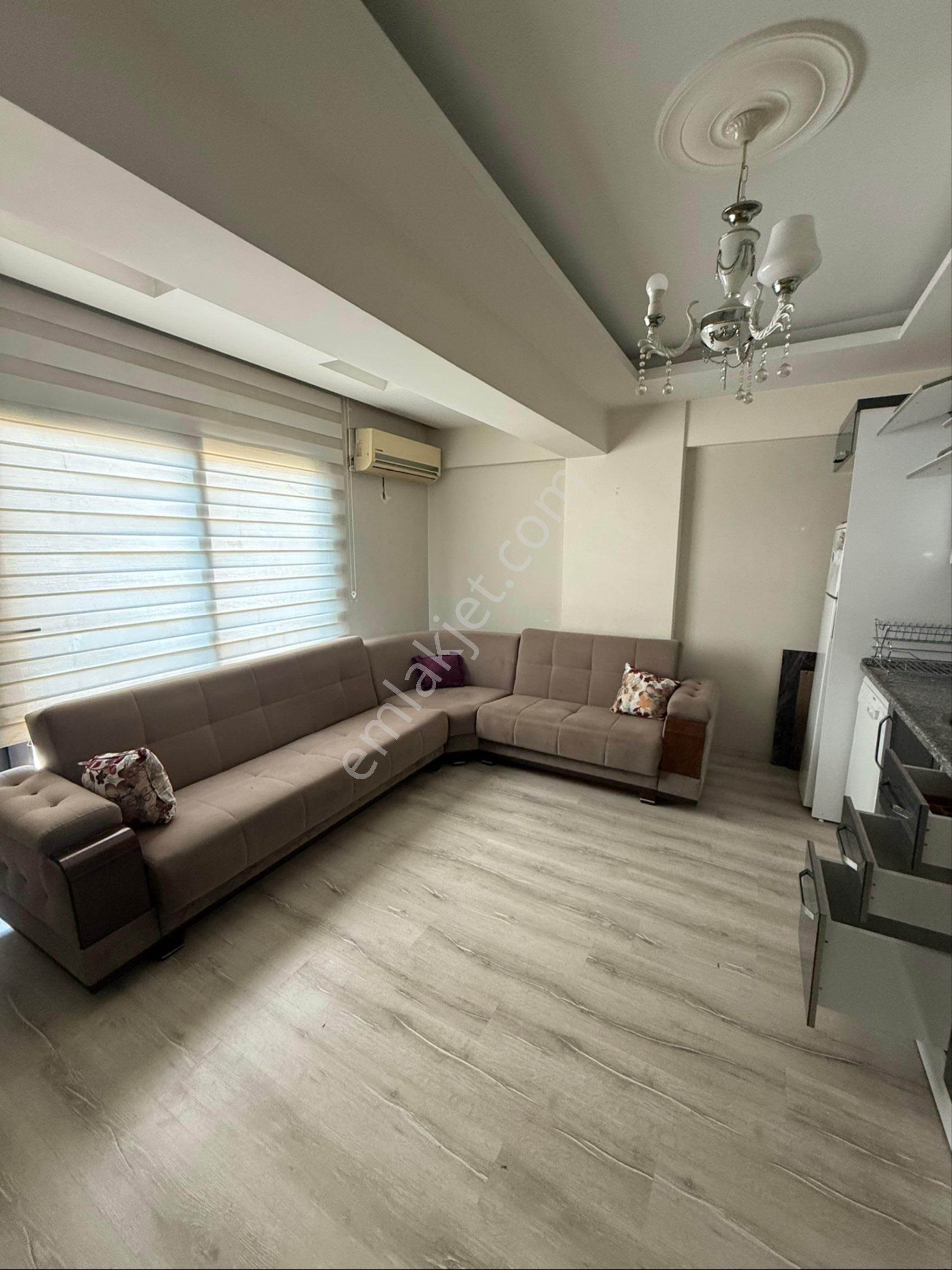 Cumhuriyet Mah Kiralık 1+1 Daire Full Eşyalı
