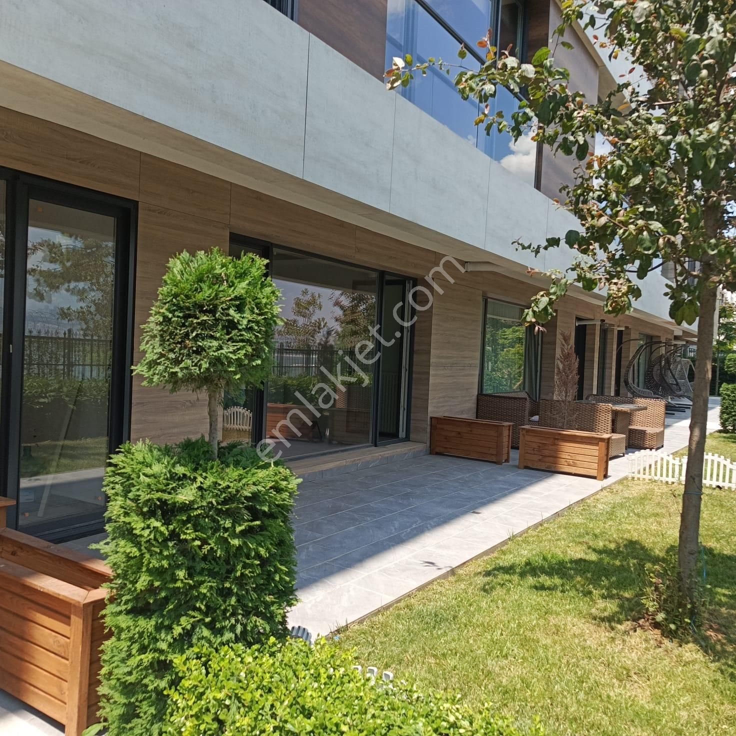 Rose Marine Yalı Da Bahçe Katı 165 M2 3+1 Kiralık Lüx Daire