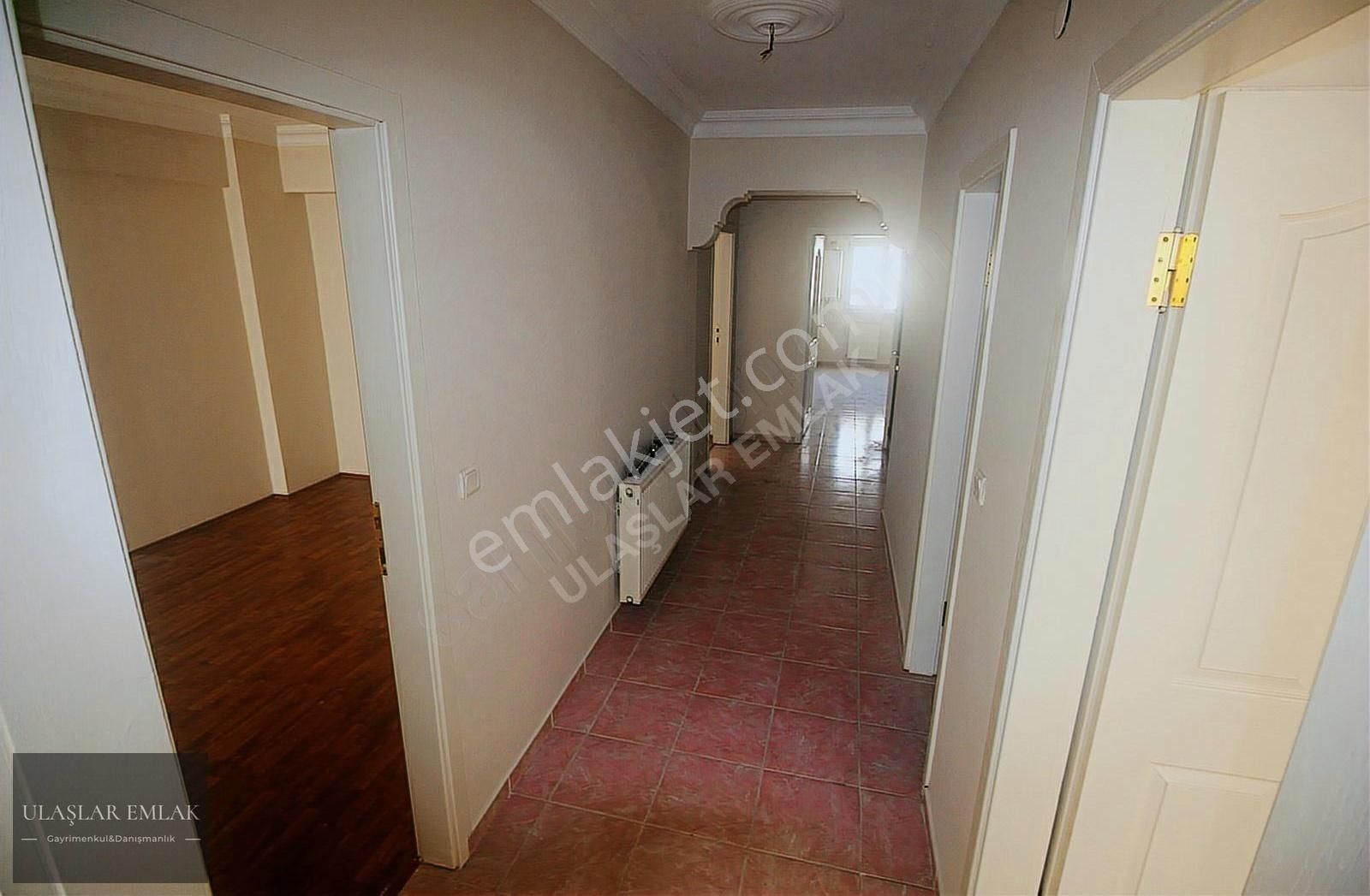 Ümraniye Site Mah. 3+1 125 M2 Kiralık Arakat Daire. - Görsel 3