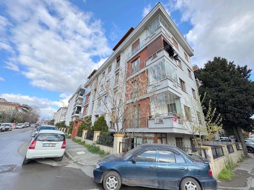 Kaçmaz'dan İdealtepe 10 Yıllık 2+1 Geniş Balkonlu Ferah Giriş Ka