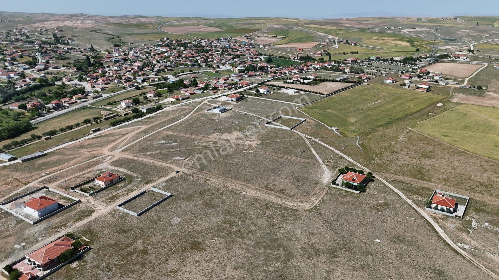 Konya / Cihanbeyli / Kelhasan 564 M² Müstakil Tapu Konut İmarlı Arsa