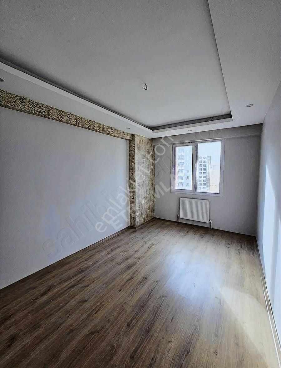 Ete Emlaktan Hastane Yanı Çok Geniş 1+1 Dairemiz Satılıktır