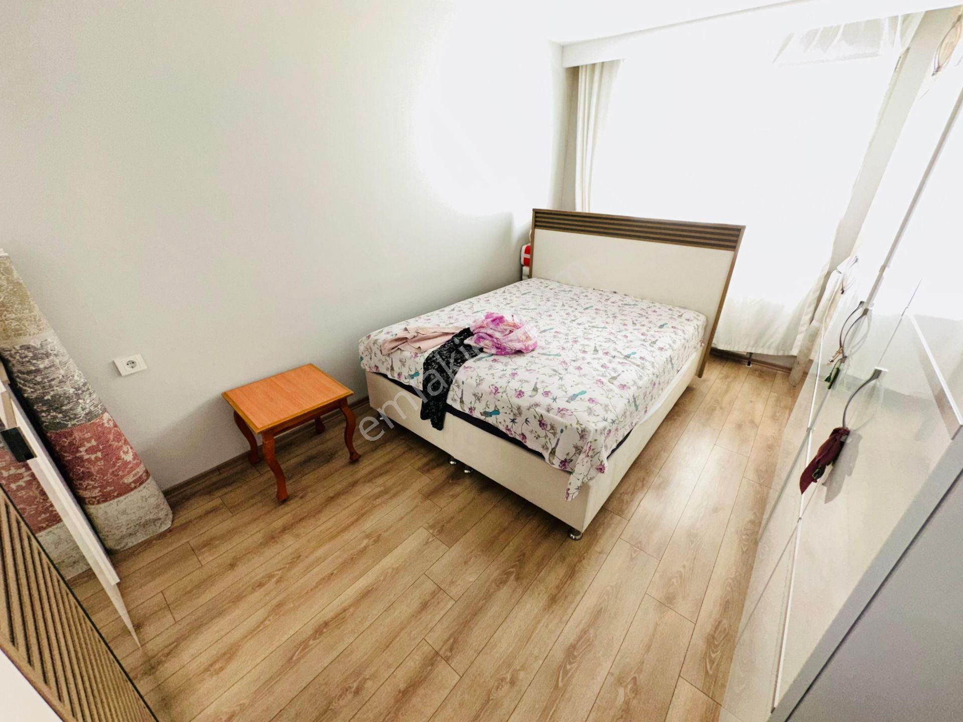 Kadıköy De 2+1 Evebeyn Banyolu Satılık Daire - Görsel 15