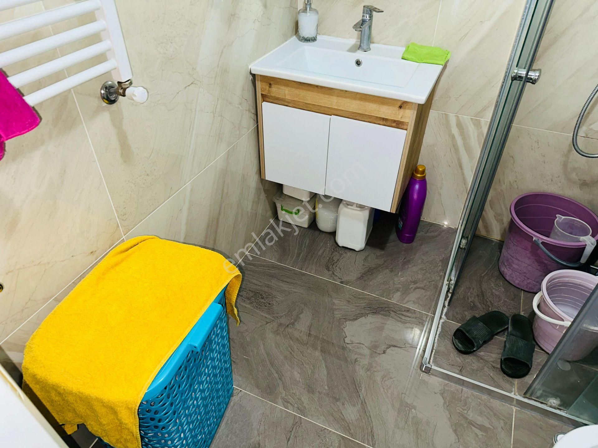 Kadıköy De 2+1 Evebeyn Banyolu Satılık Daire - Görsel 4