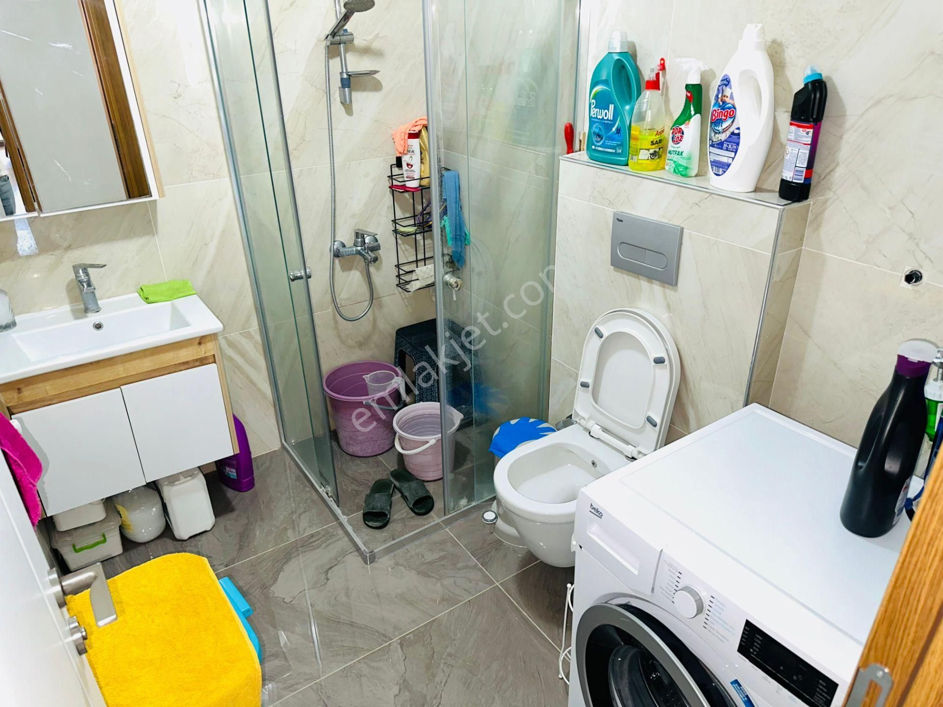 Kadıköy De 2+1 Evebeyn Banyolu Satılık Daire - Görsel 3