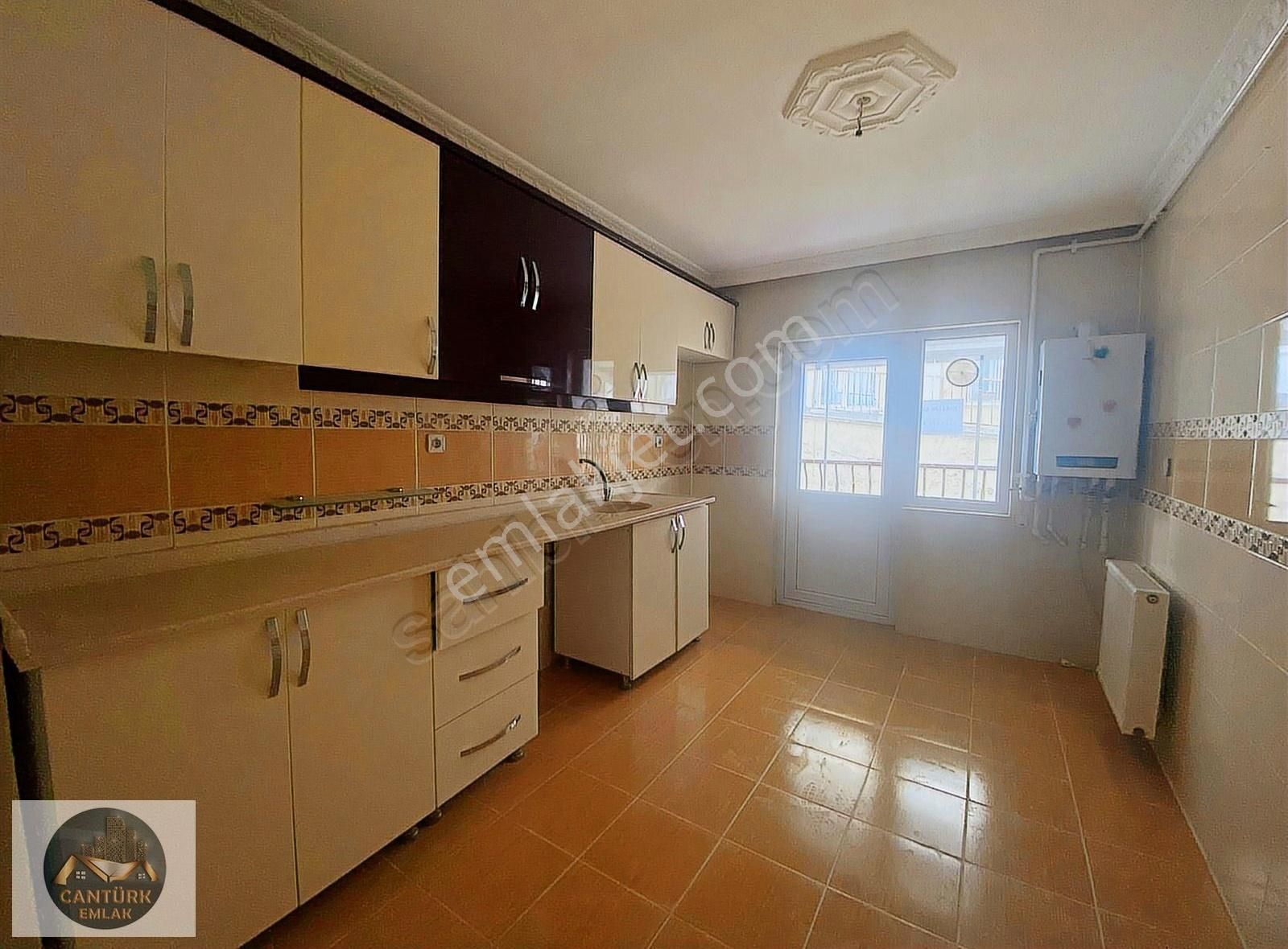 ***cantürk Emlak'tan Bulvara Yakın 3+1 Kiralık Daire***
