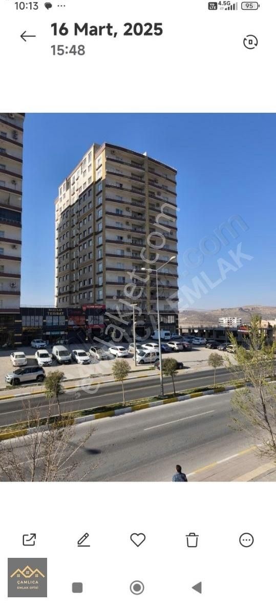 Çamlıca Emlaktan Satılık 4+1 Daire Ana Cadde,de