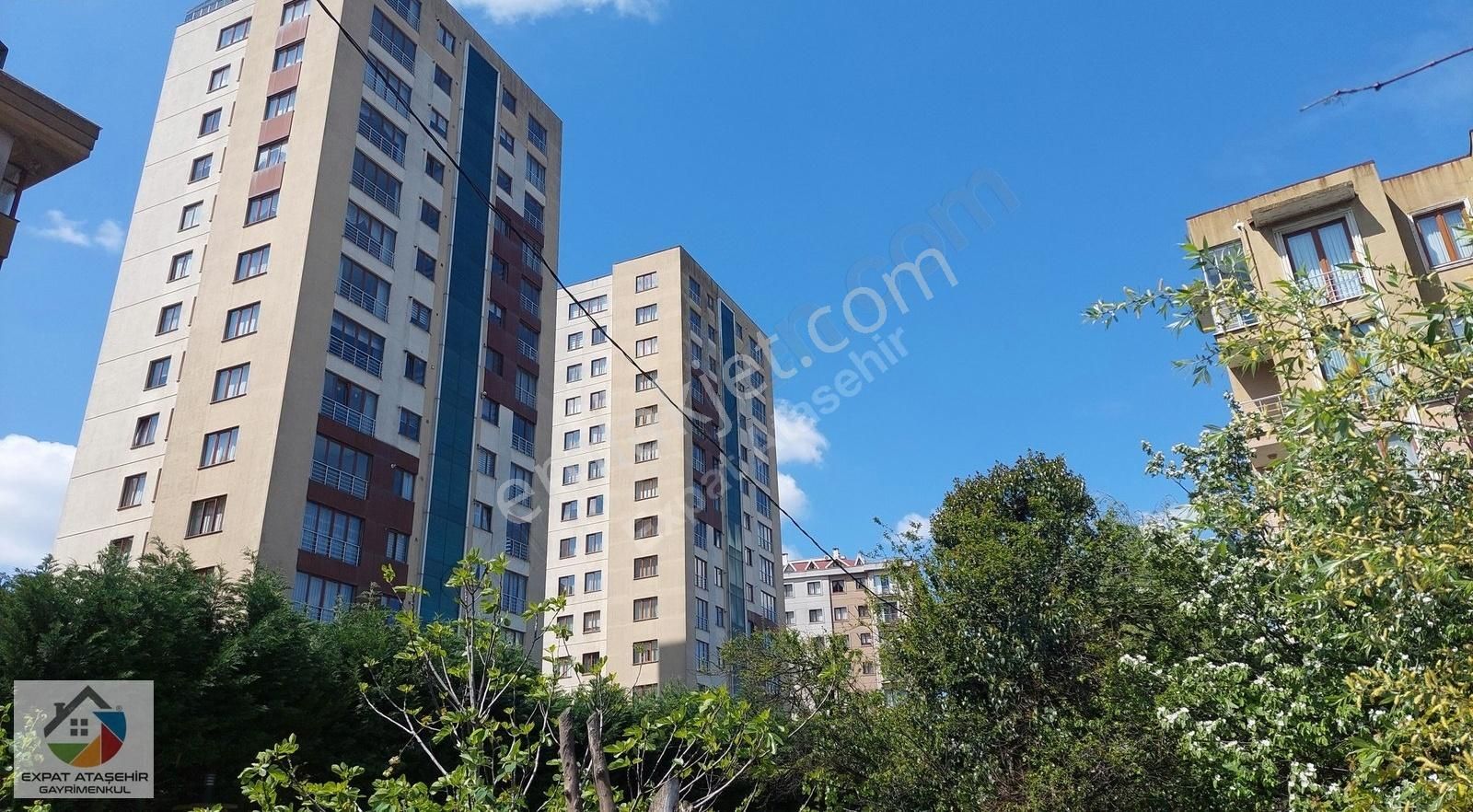 Ataşehir Lets Club Mevkii Güvenlikli Havuzlu Sitede 3+1 135m2