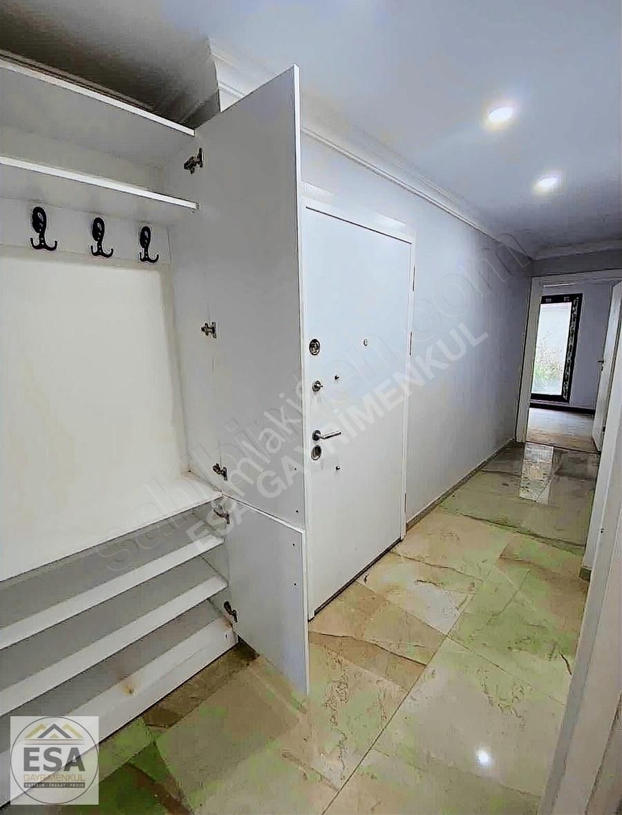 Esa Gayrimenkul'den Arnavutköy'de Kiralık 4+2 Daire