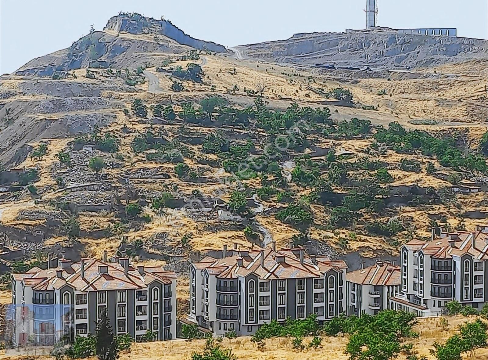 Orkide Emlaktan Kale Manzaralı Sat.3+1 Arakat Daire