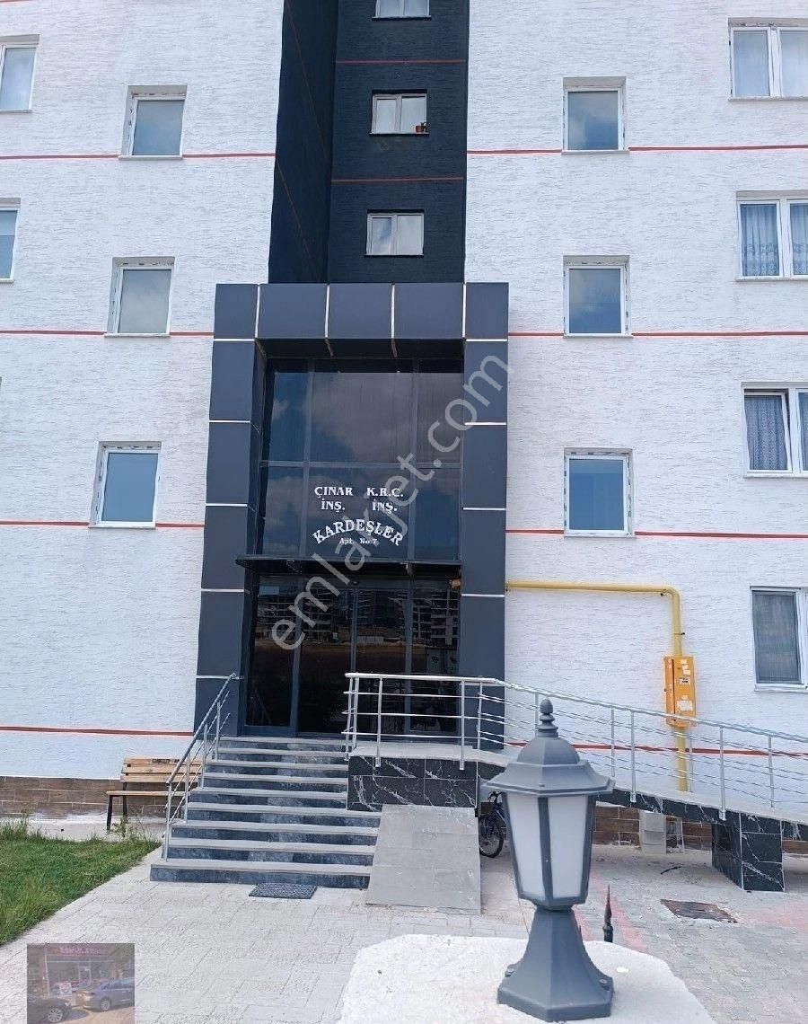 Şehitlikte Süper Konumda Daire