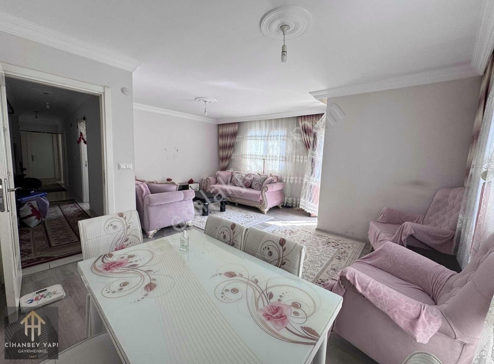 Samandıra Osmangazi Mah.tek Daire Üzeri Geniş 3+1 Kiralık Daire