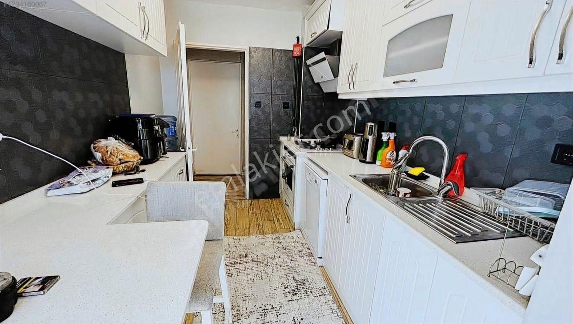 Turyap'tan Gaziemir Gazi Mh. 3+1 Full Tadilatlı Satılık Daire