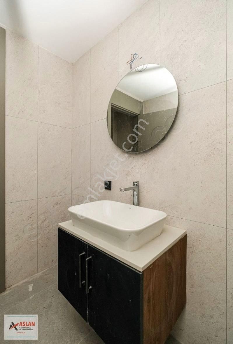 Çengelköy Hasbahçe Evlerinde Bahçeli 3+1/200 M2 Bahçe Katı - Görsel 33