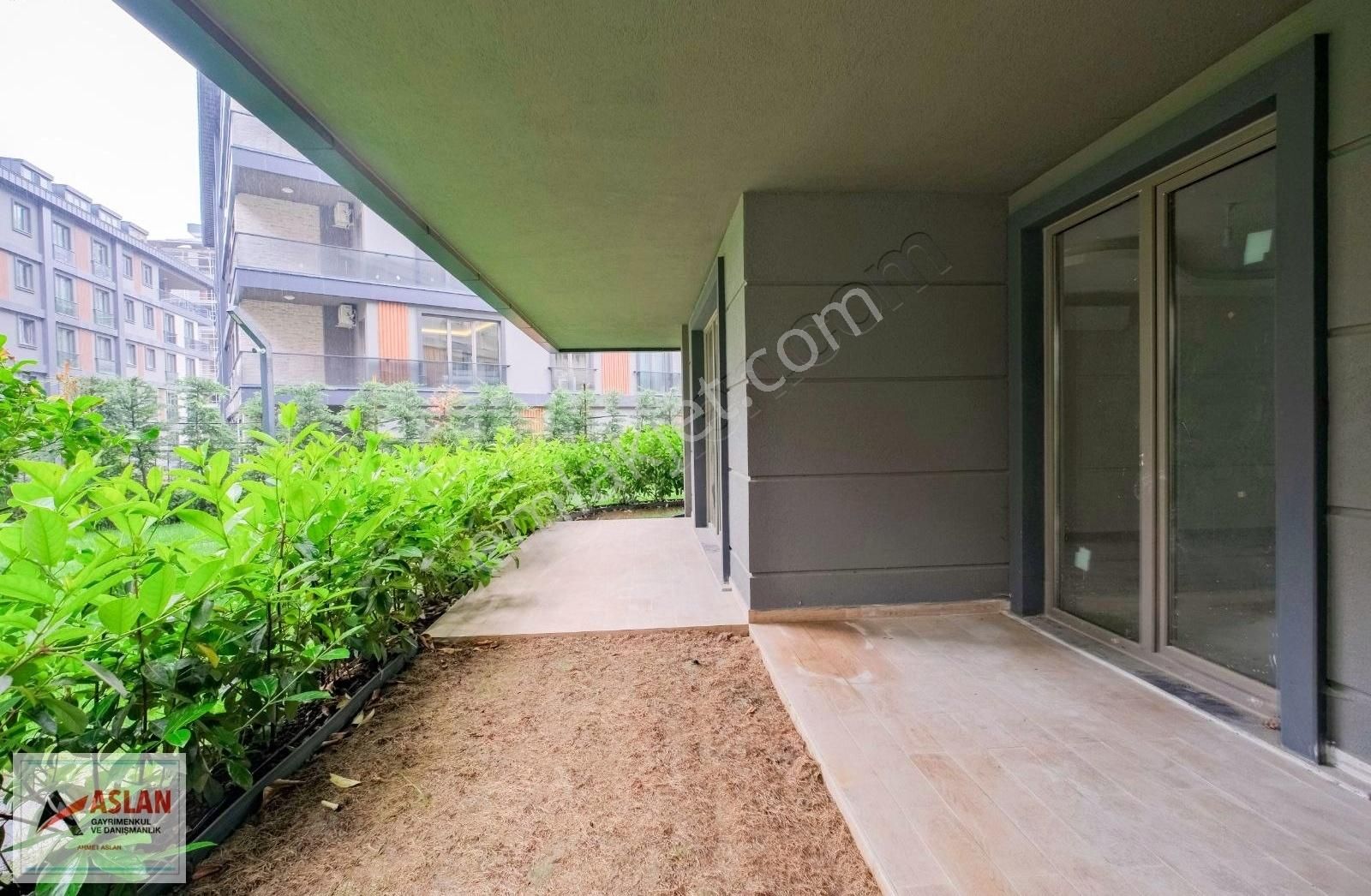 Çengelköy Hasbahçe Evlerinde Bahçeli 3+1/200 M2 Bahçe Katı - Görsel 16