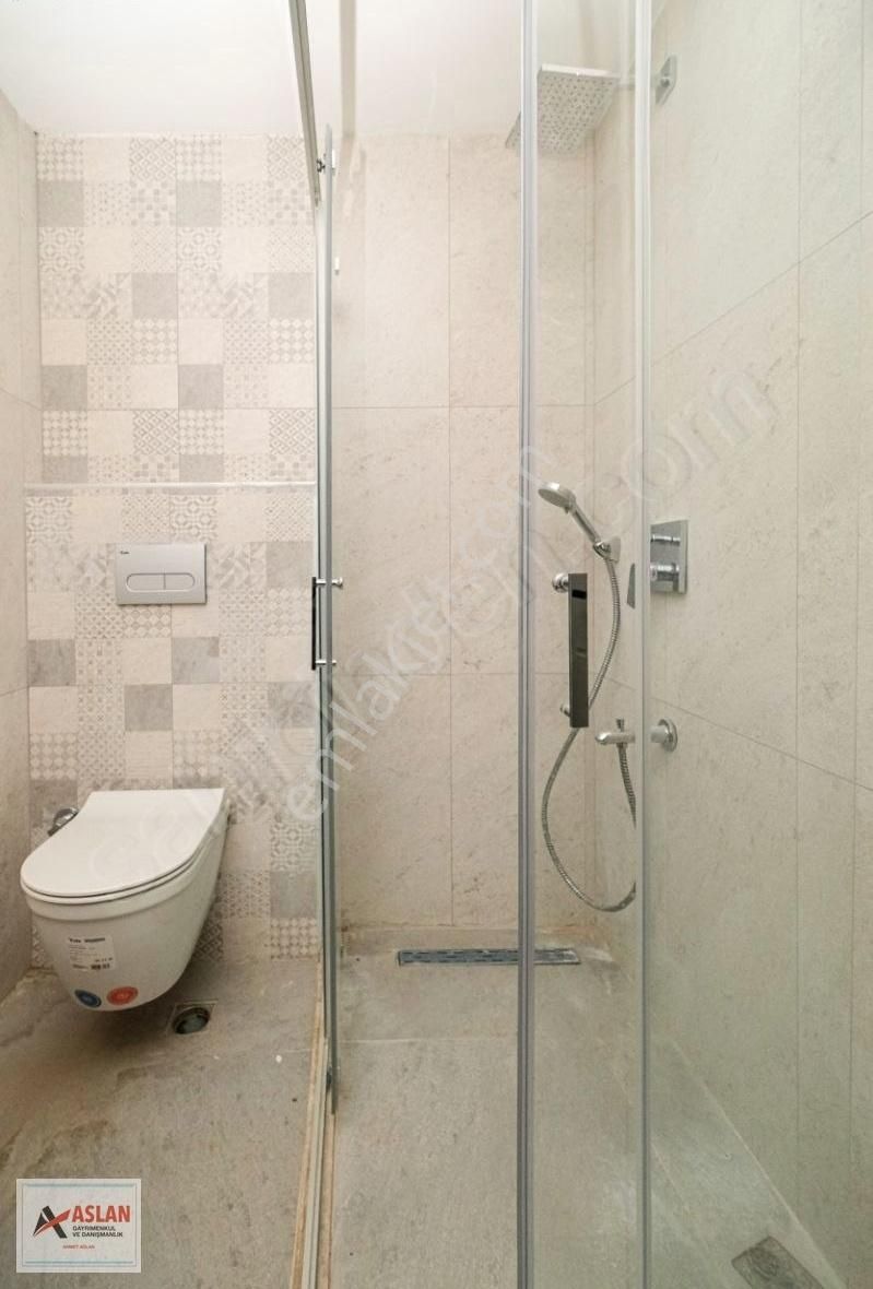 Çengelköy Hasbahçe Evlerinde Bahçeli 3+1/200 M2 Bahçe Katı - Görsel 6