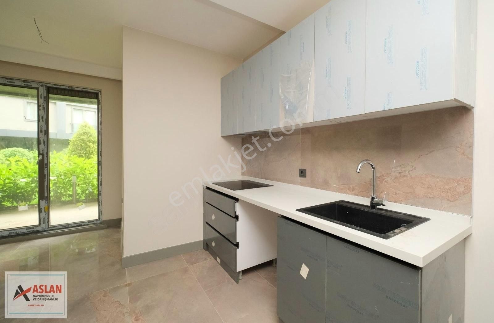 Çengelköy Hasbahçe Evlerinde Bahçeli 3+1/200 M2 Bahçe Katı - Görsel 26