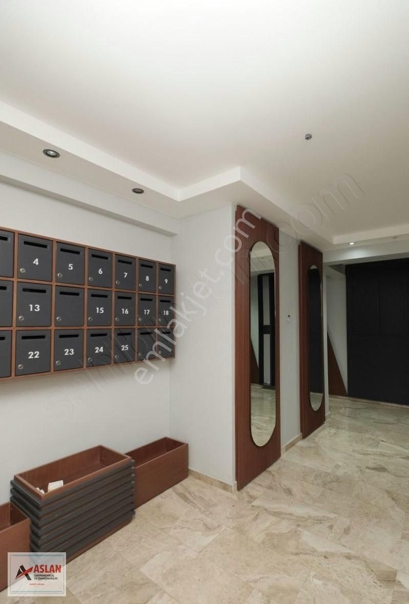 Çengelköy Hasbahçe Evlerinde Bahçeli 3+1/200 M2 Bahçe Katı - Görsel 32