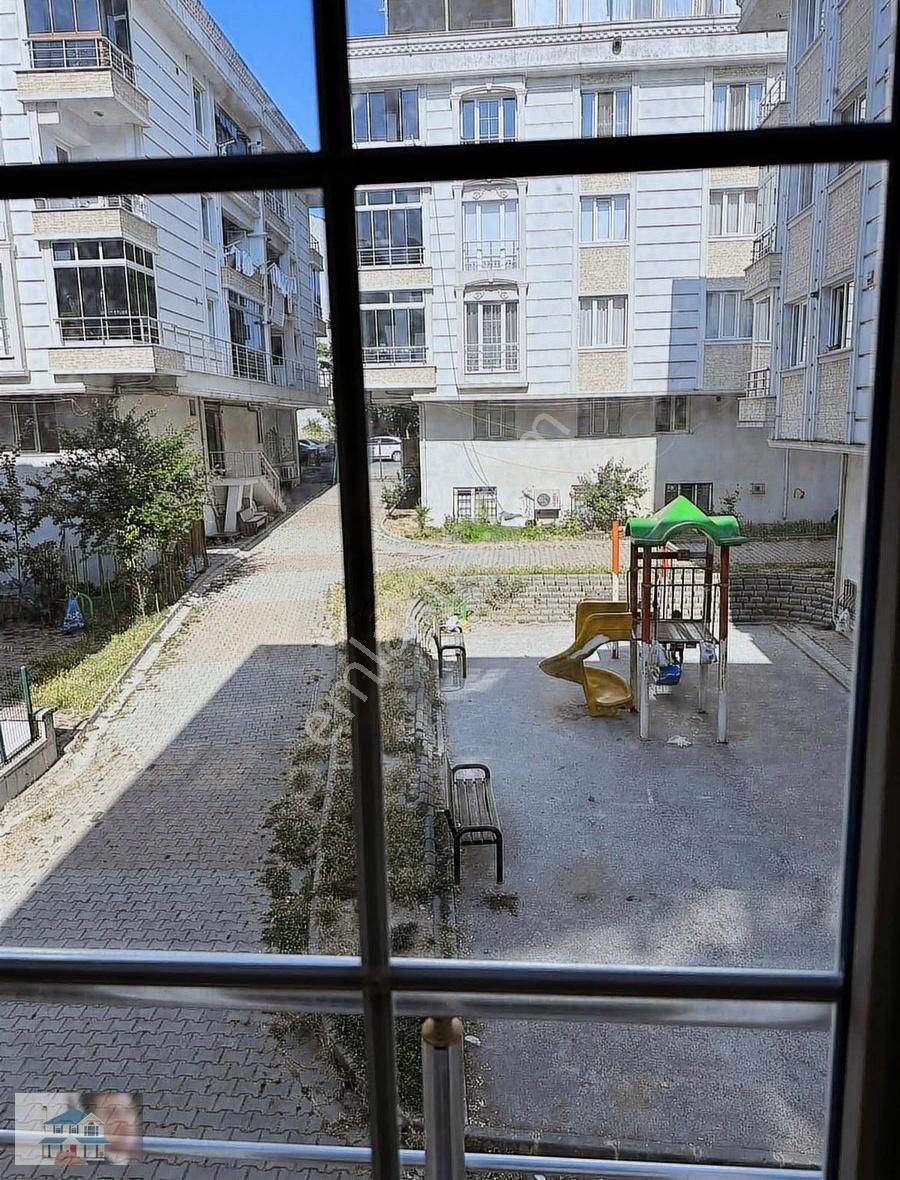 Taşoluk Belediyenin Dibinde Satılık Daire