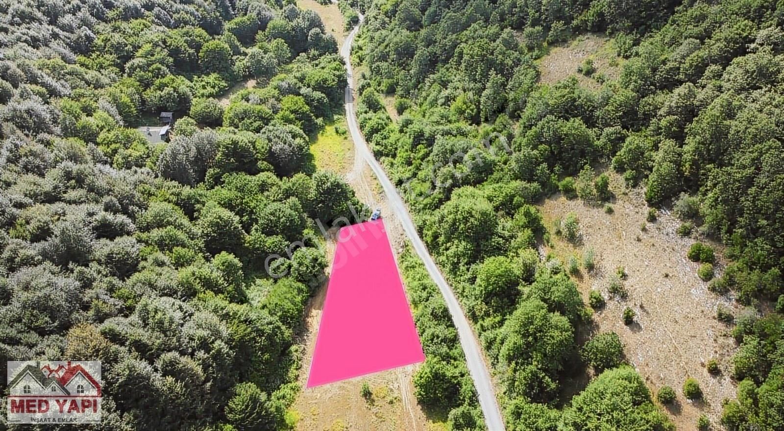 Şile Ağva Çelebi Yola 47 M2 Cepheli 795 M2 Müstakil Arsa