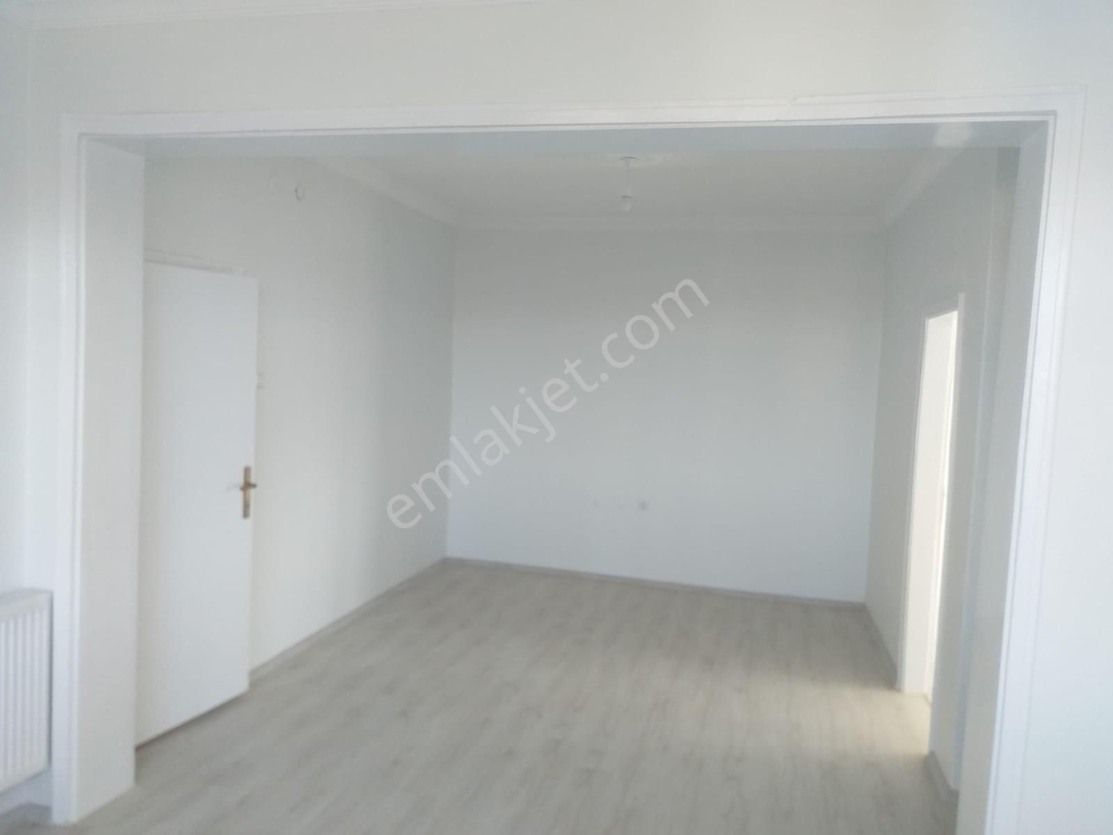 -_binkonutlar Mah Sefehat Cad Üzeri 2+1 Ful Bakımlı