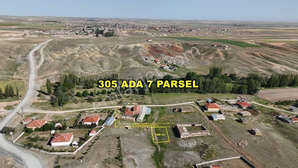 Konya / Cihanbeyli / Kelhasan 588 M² Konut İmarlı Arsa