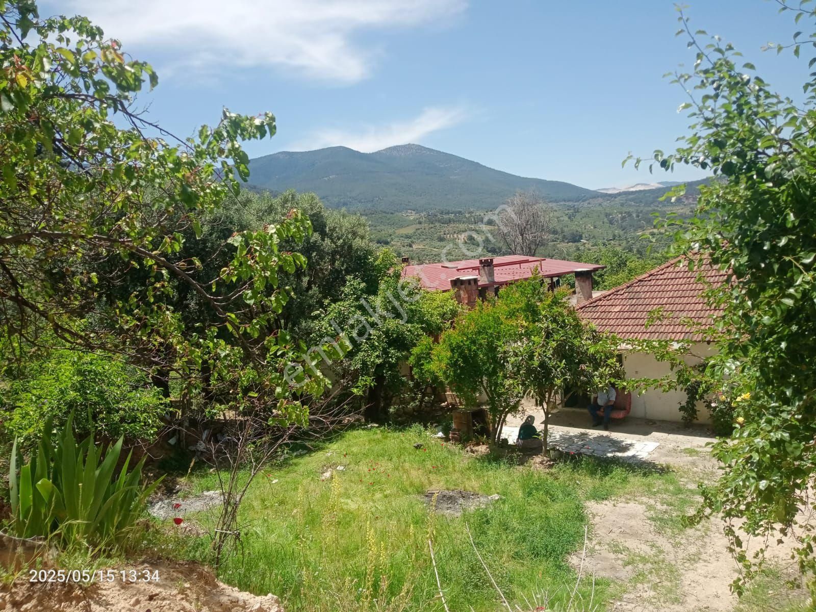 Doğru Emlak'tan Satılık Müstakıl Köy Evı - Görsel 3