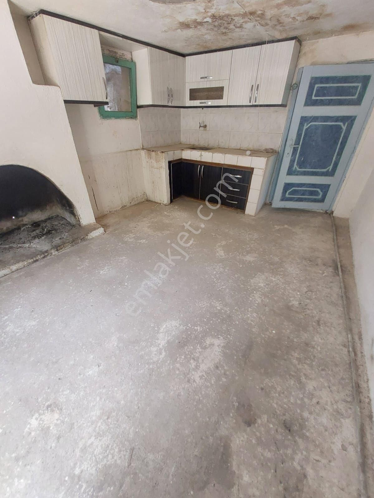 Doğru Emlak'tan Satılık Müstakıl Köy Evı - Görsel 12