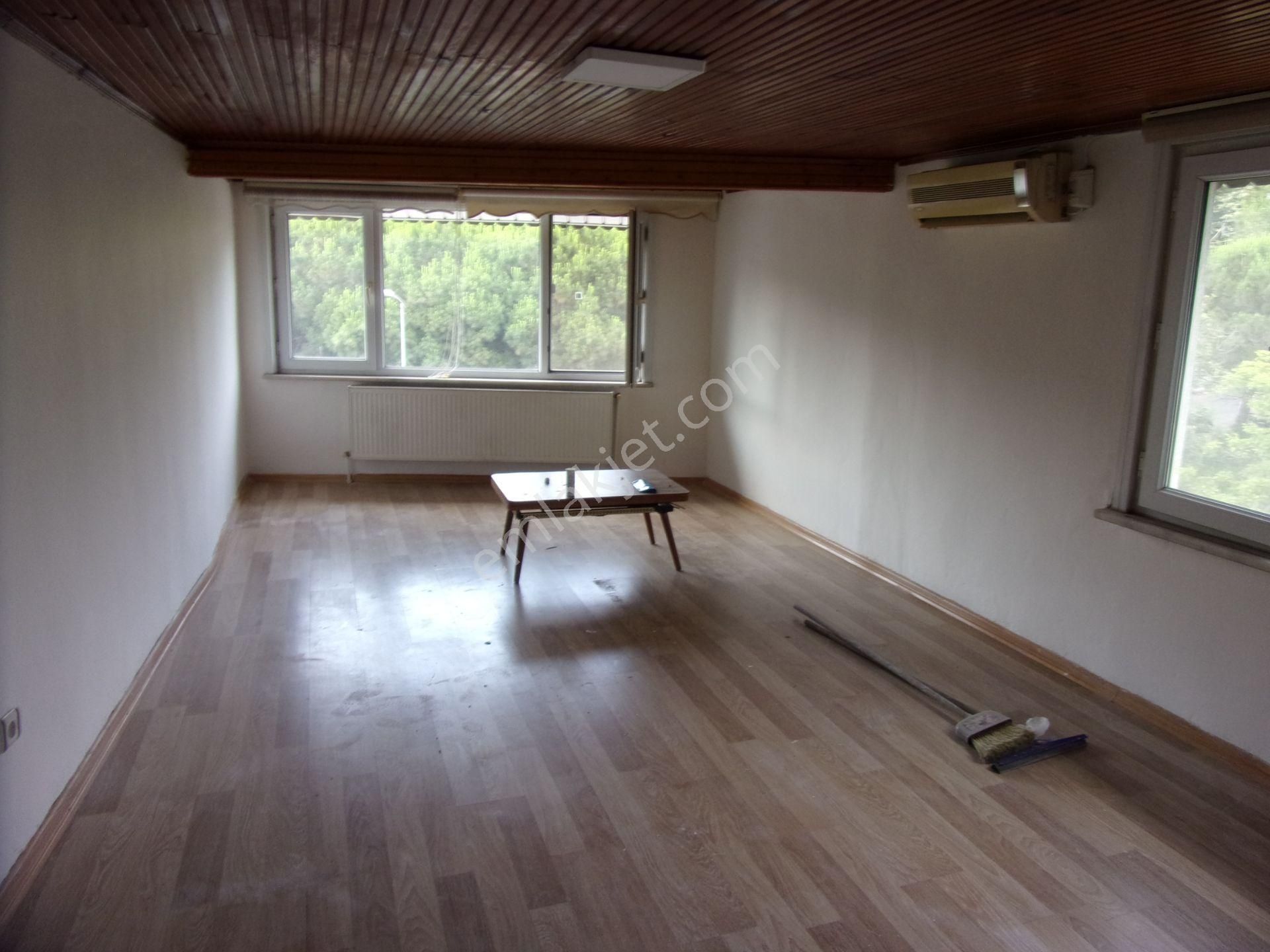 Tarabyada 2+1 115 Metrekare Ana Cadde Üzerınde Kıralık Daire