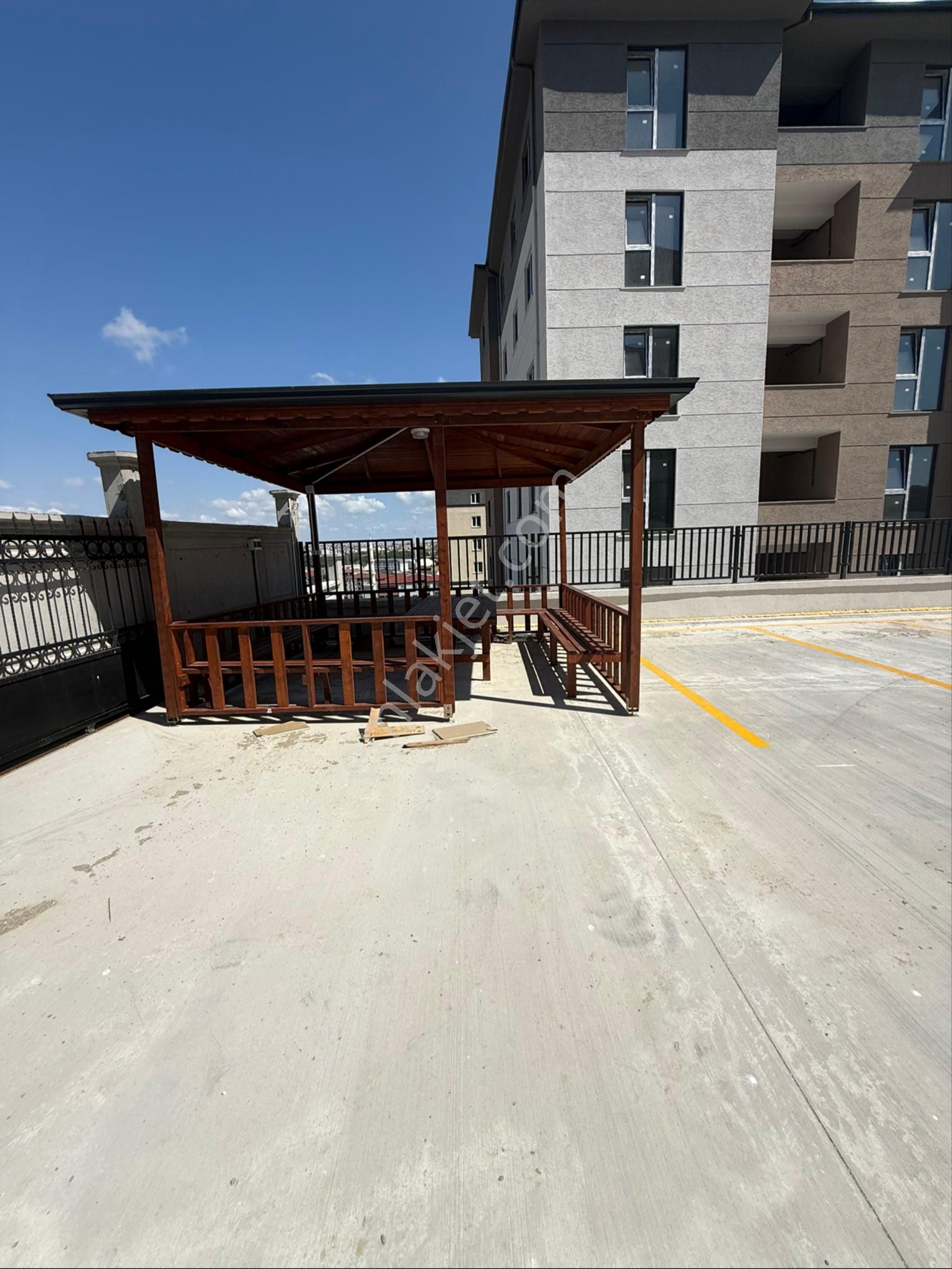 Çerkezköy İstasyon Mah Tepe Bölgesinde 2+1 Site İçi Daire - Görsel 7