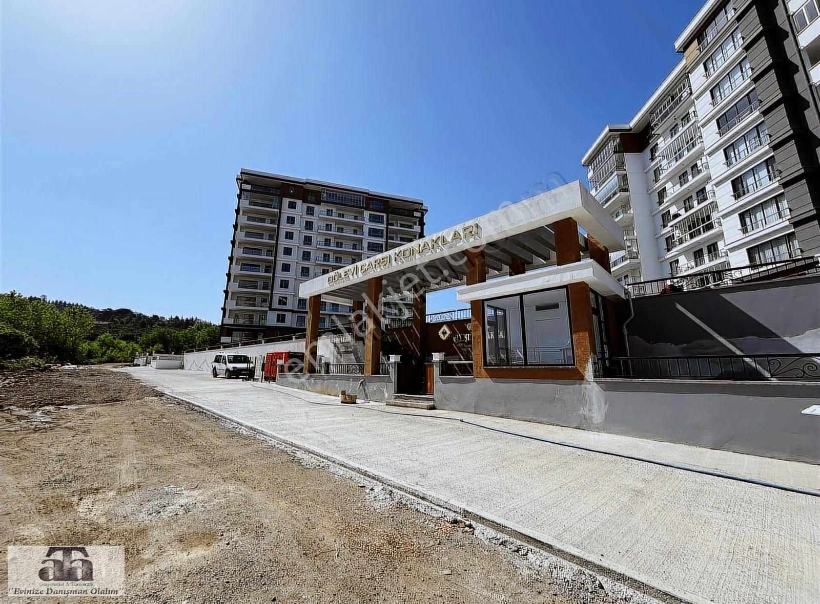 Gölevi Mahallesinde Çarşı Konakları Sitesinde Kiralık 2+1 Daire