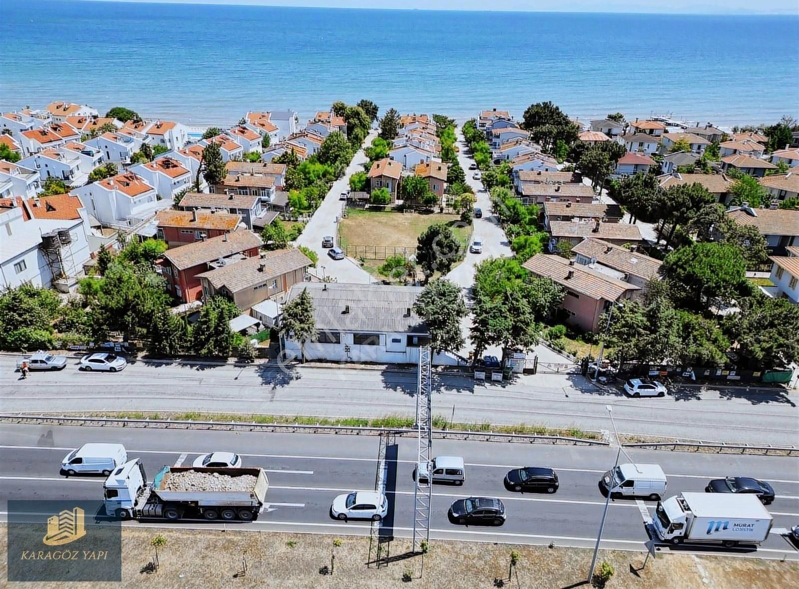 Karagöz Yapıdan Denize Sıfır Site İçerisinde Yazlık (fırsat)