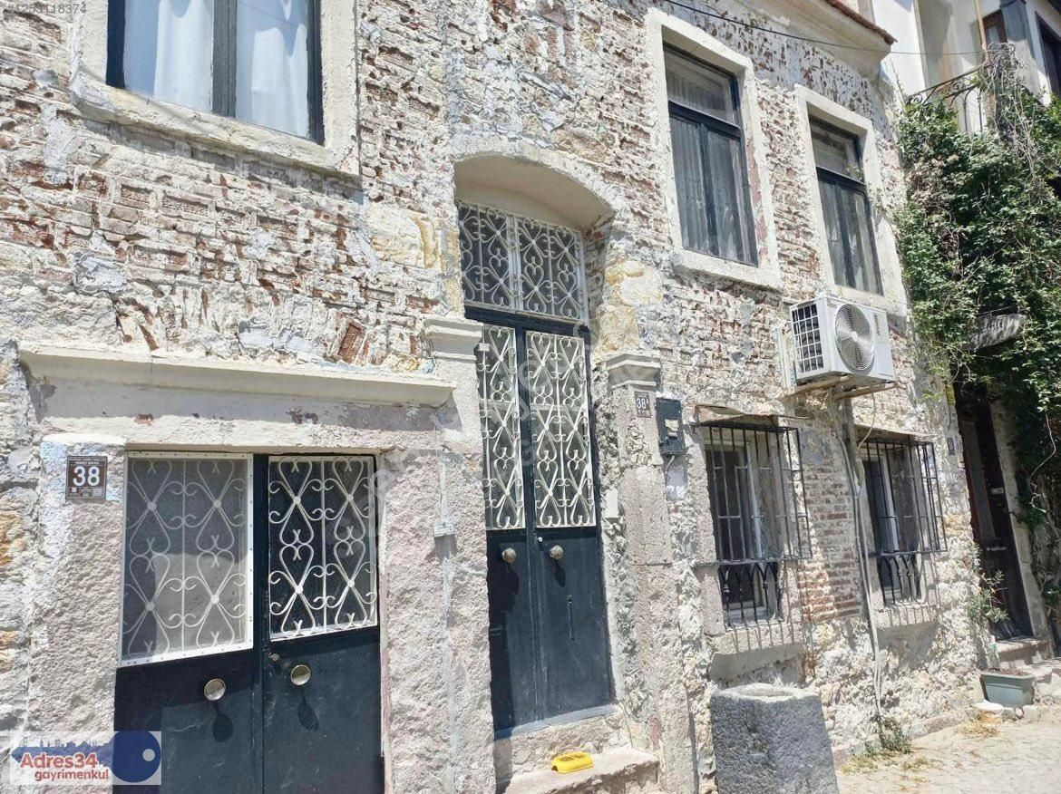 Ayvalık'ın Kalbinde Tarihle İç İçe Müstakil Yaşam