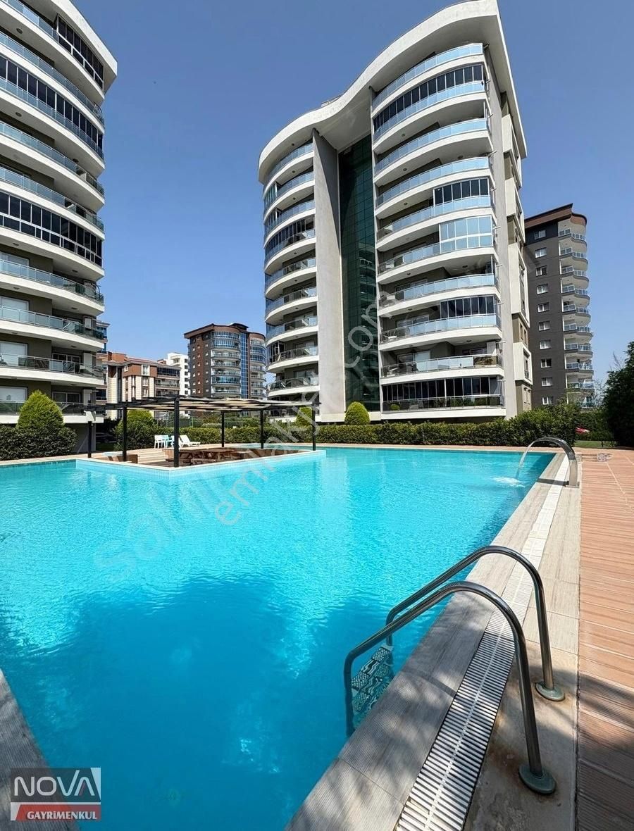 Bu Daire Kaçmaz Havuzlu 4+1 210m Ultra Lüx Fırsat Arakat Daire .