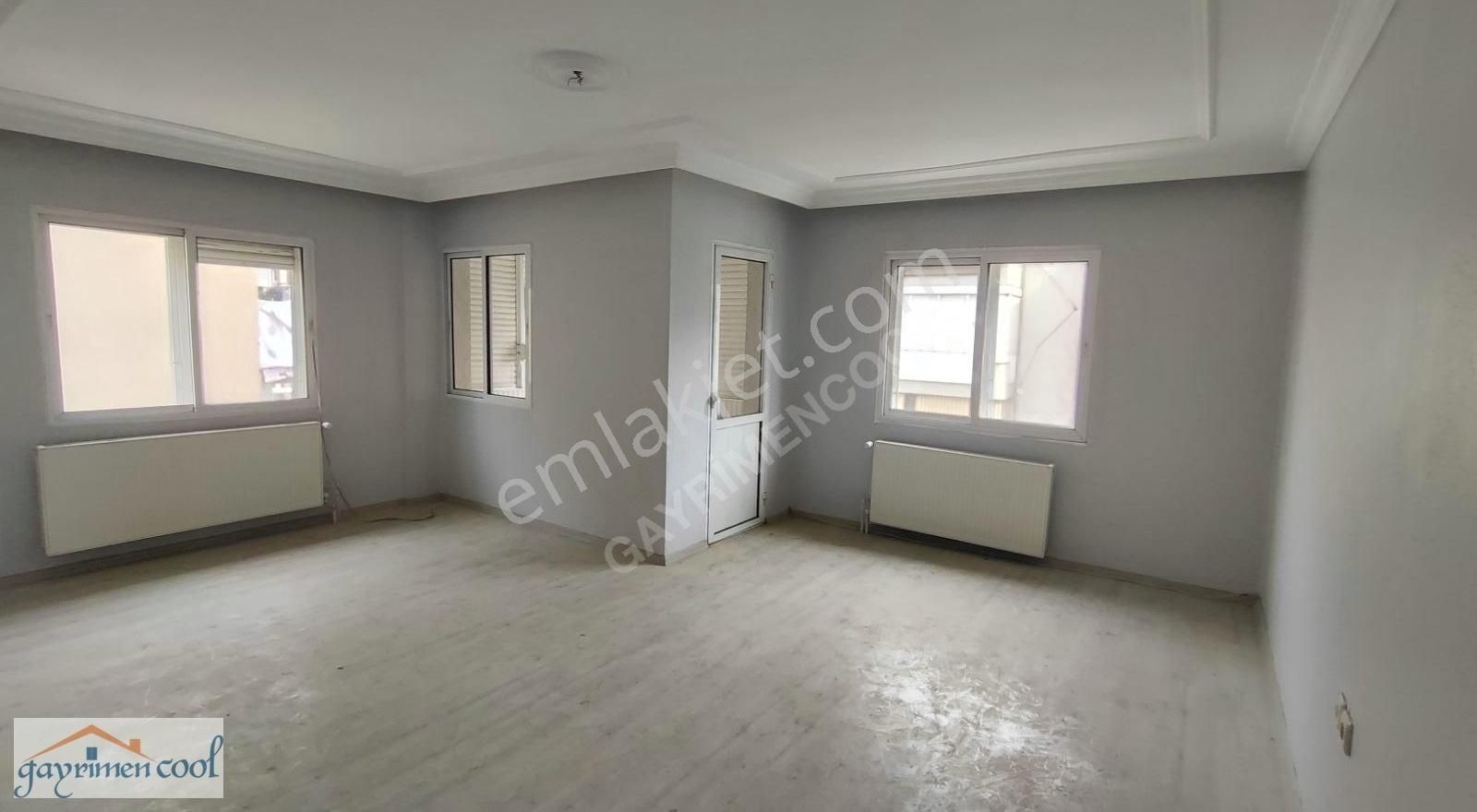 Buca Yenigün Mahallesinde Satılık 3+1 Arakat Daire