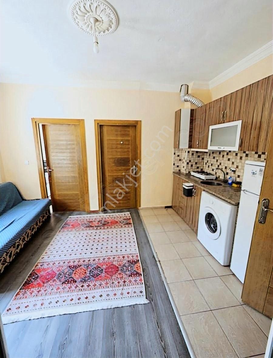 Adliye Ve Iyaşa Yürüme Mesafesinde 2+1 Apart