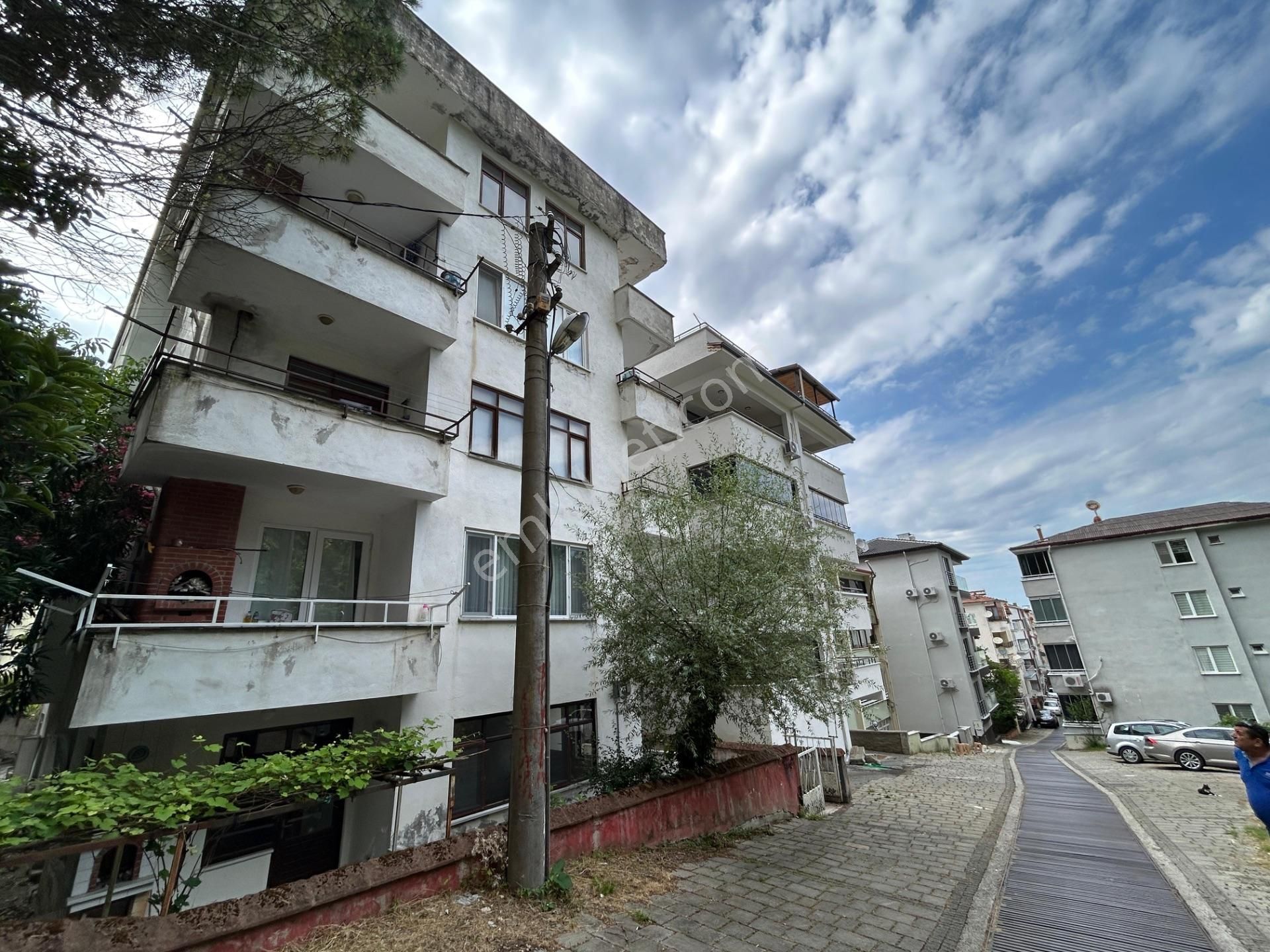 Ar-han Emlaktan İnkumunda 2+1 Acil Satılık Eşyalı Daire