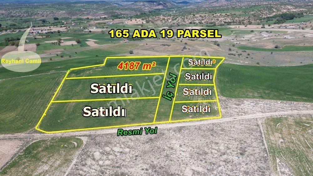 Güneydere'de 4.187 M² Hatunsaray Petrol Arkası Bahçelik
