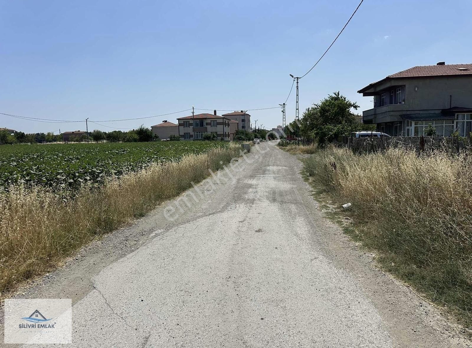 Değirmenköyde Köşe Parsel Cadde Cephe 4 Kat İmar 316 M2 Arsa - Görsel 2