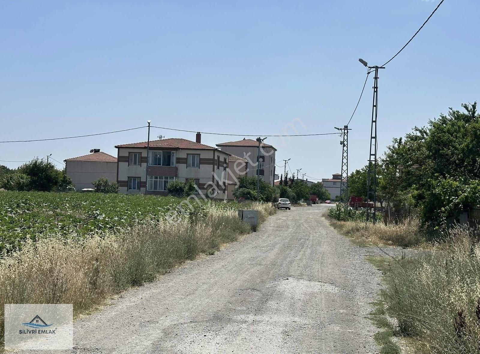 Değirmenköyde Köşe Parsel Cadde Cephe 4 Kat İmar 316 M2 Arsa - Görsel 8