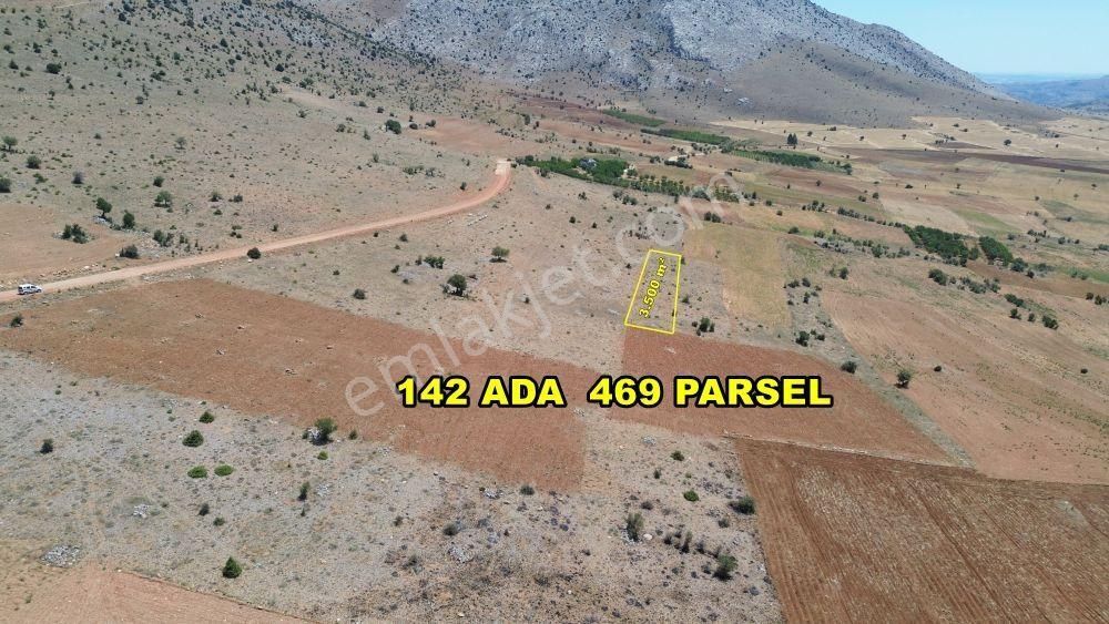 Karaman / Merkez / Başkışla Da 3.500 M² Müstakl Tarla