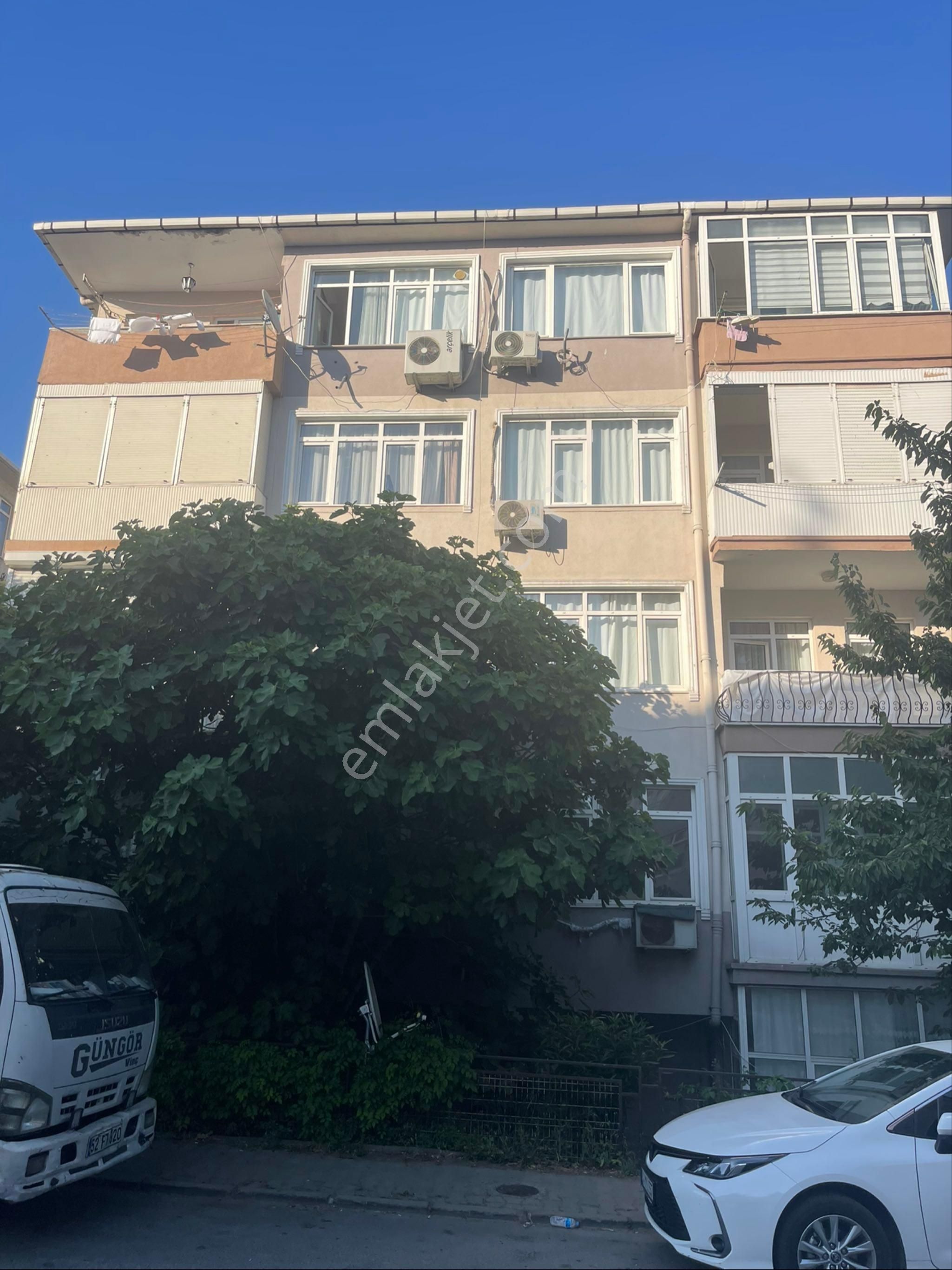 Bakırköy Osmaniye Tez Sokak’ta Fırsat Daire