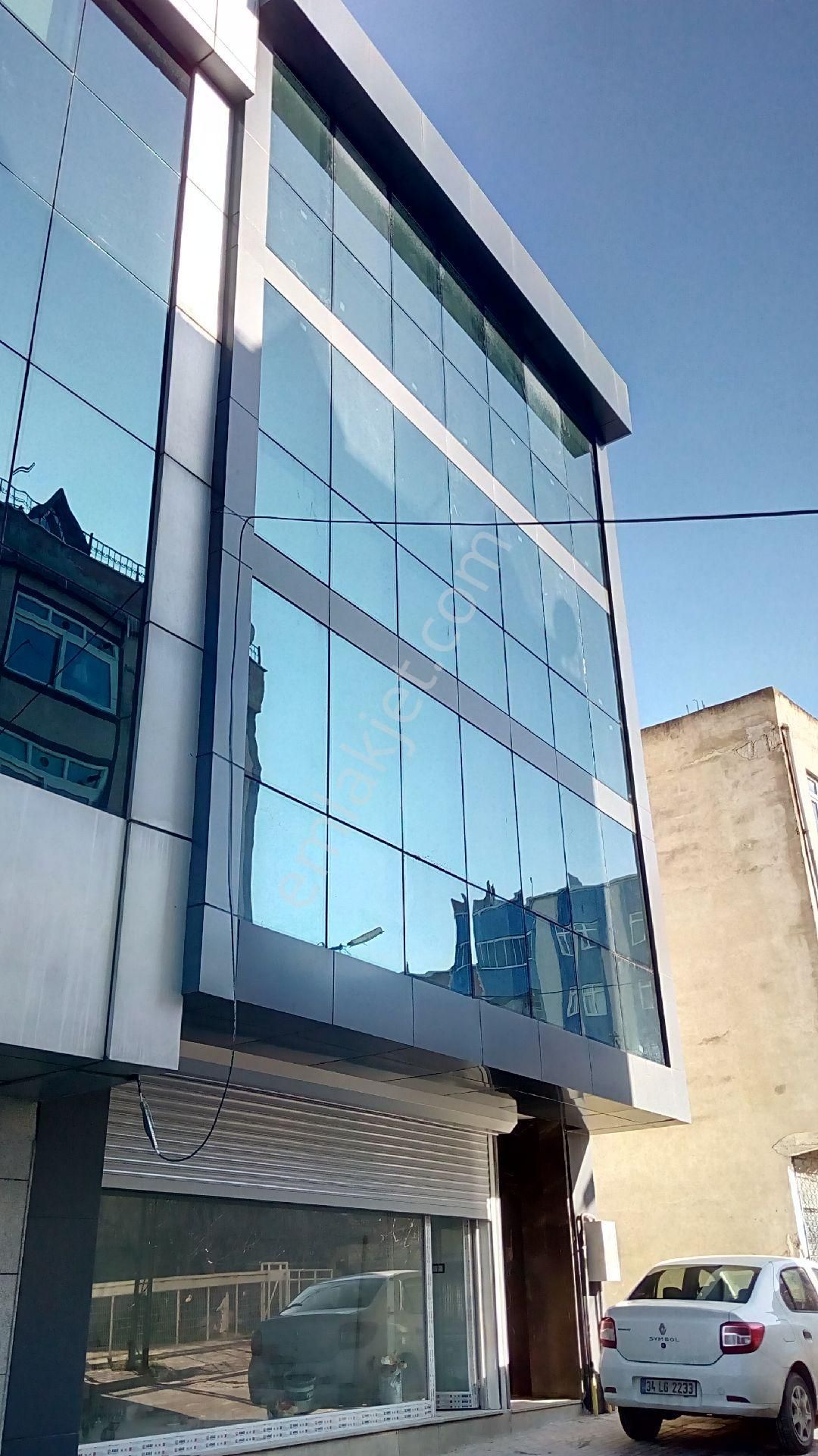 Sahibinden Komple Kiralık Bina, İstoç Karşısında, Temin Yanında.