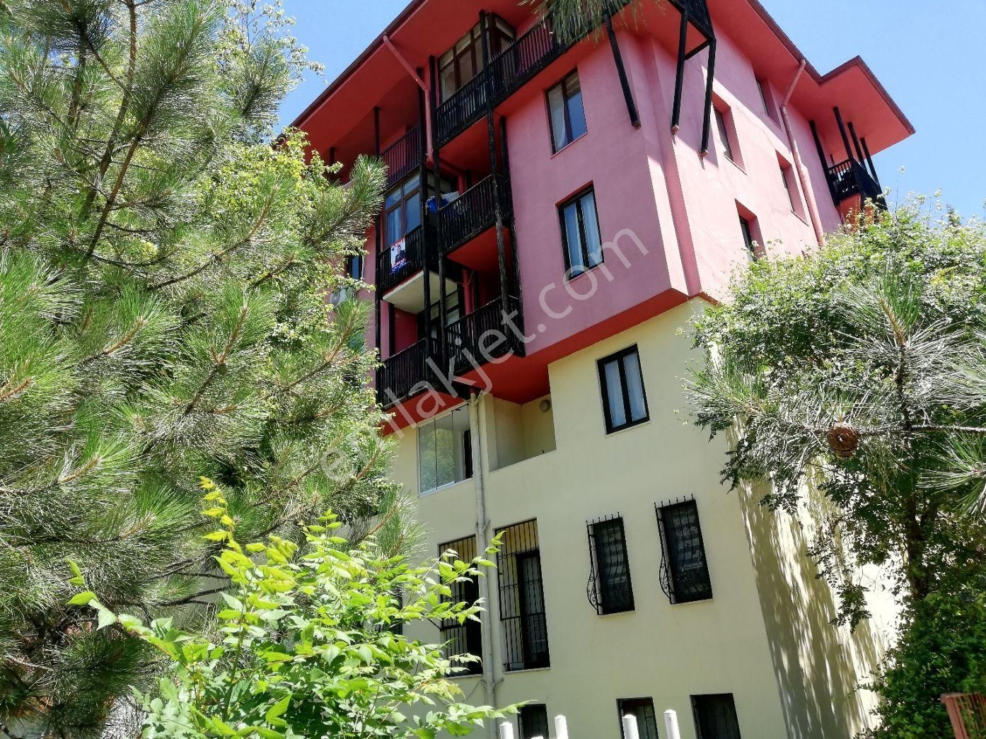Satılık Eryaman Alarko Blokları Sitesinde 2+1 Daire
