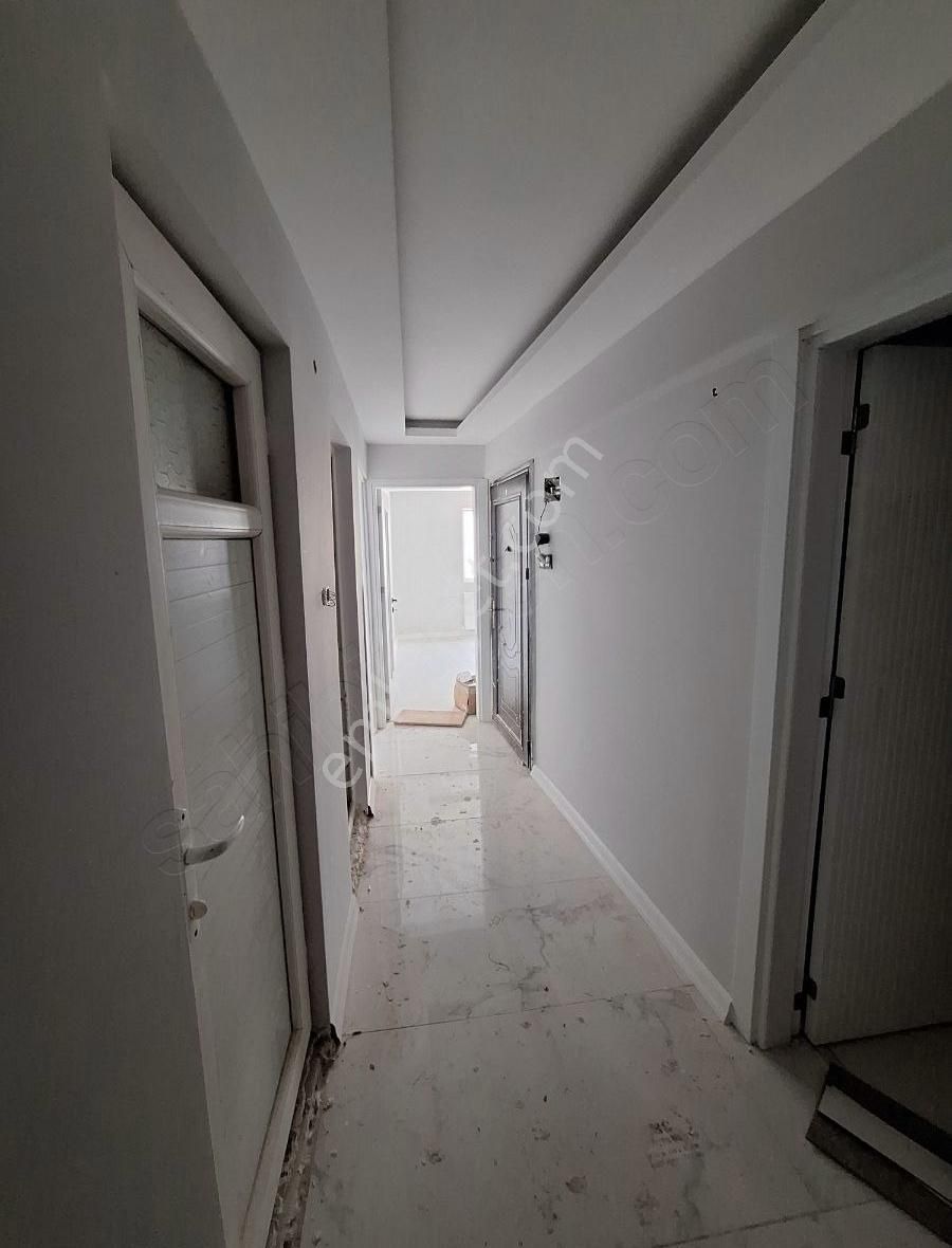 Alaybey Borsa Caddesi Civarında 2+1 Full Satılık Daire