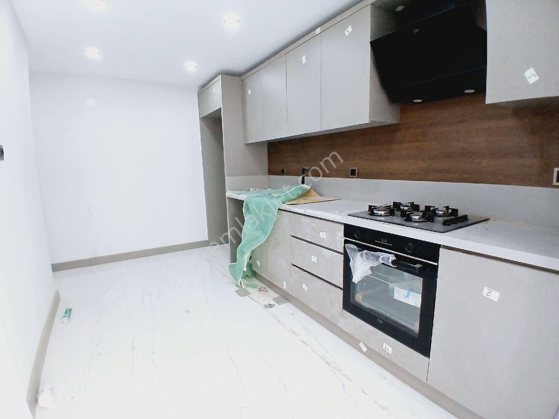 Sıfır Binada Ara Katta Ayrı Mutfaklı 2+1 Sıfır Daıre